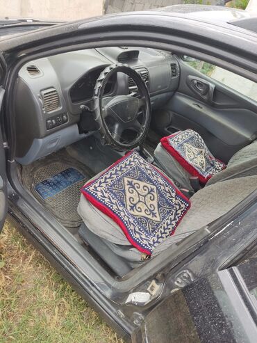 авто гаражные хранение: Продается Mitsubishi Space Wagon черного цвета. Это универсальный и