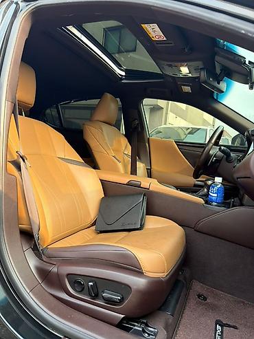 Lexus: Lexus ES: 2019 г., 2.5 л, Автомат, Гибрид, Седан — 19