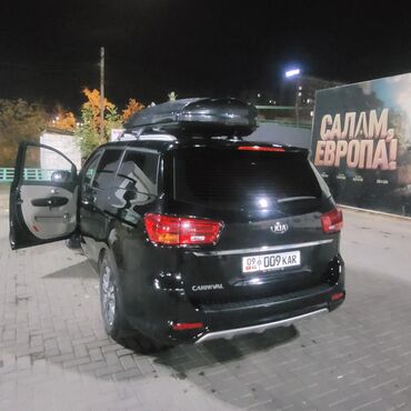 срочно продам авто в связи с переездом: Kia Carnival: 2019 г., Автомат, Вэн/Минивэн