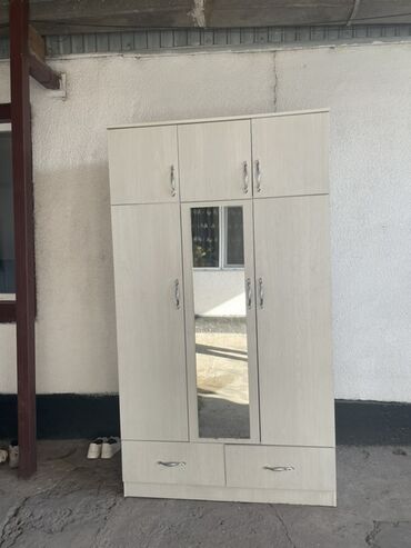 шкафчик для одежды: Шкаф для одежды, Прямой, ЛДСП