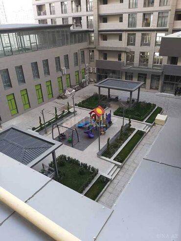 Uzunmüddətli kirayə mənzillər: 28 May metrosu yanınında mənzil kirayə verilir. Mərtəbə 18/4. Ümumi — 19