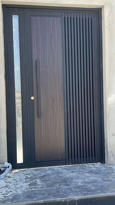 Giriş qapıları: Məhsul: Dəmir giriş qapıları (klassik dizayn) - Material: qalın — 18