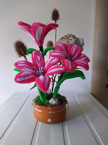 Ostali kućni dekor: Ručni aranžmani od plišanih žičica u saksiji - Dekorativni cvetni — 5