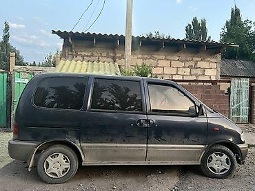 Транспорт: Nissan Serena: 1993 г., 2 л, Механика, Бензин, Минивэн — 3