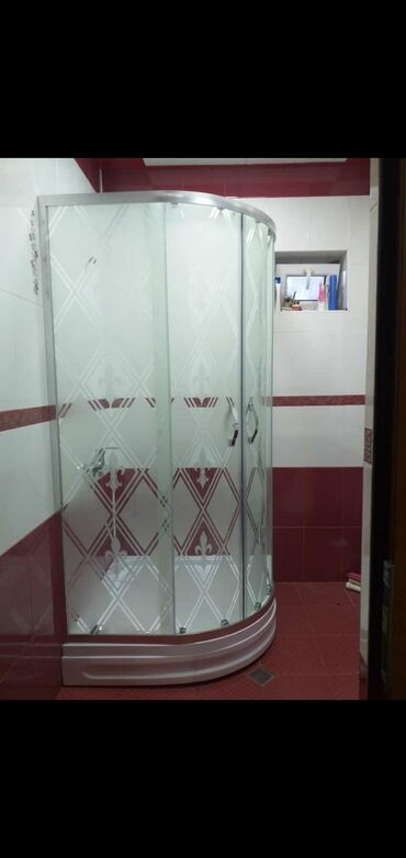 Duş kabinaları, arakəsmələr: Yeni Üstü açıq kabina, Künc üçün, Ödənişli çatdırılma — 18