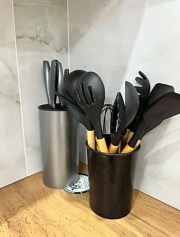 Долгосрочная аренда квартир: 3 комнаты, Агентство недвижимости, Без подселения, С мебелью полностью — 11