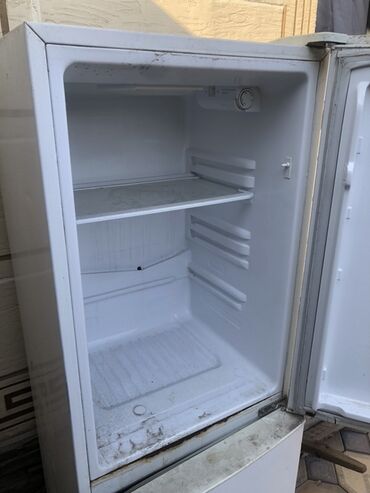 холодильнике бу: Холодильник Samsung, Б/у, Однокамерный, De frost (капельный)