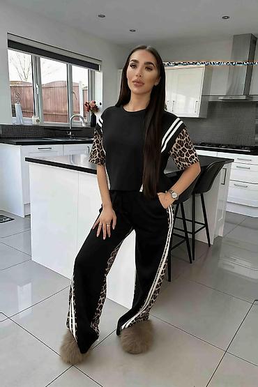 Kompleti: Komplet
Cena 3600
Uni vel.
V30 — 8