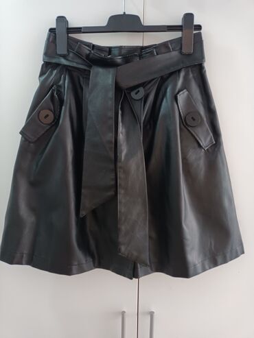 uska crna suknja: One size, Mini, color - Black