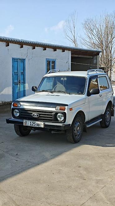 ВАЗ (ЛАДА): ВАЗ (ЛАДА) 4x4 Нива: 2002 г., 1.7 л, Механика, Бензин, Внедорожник — 2
