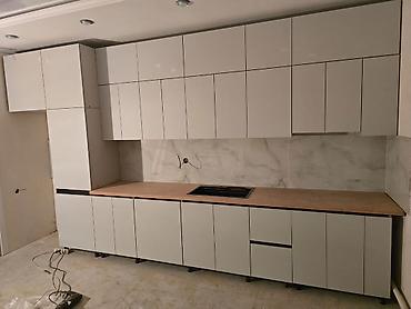 Кухонные гарнитуры: Кухонный гарнитур — 6