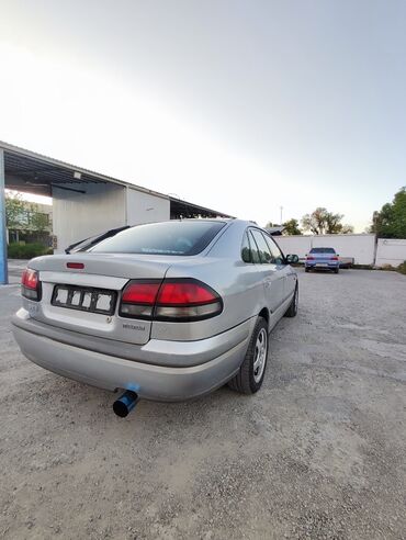 мазда премиси: Mazda 626: 1998 г., 2 л, Автомат, Бензин, Хетчбек