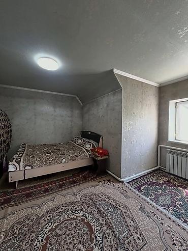 Продажа коттеджей и домов: Продаётся кирпичный дом с приусадебным участком. - Материал стен — 3