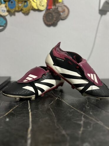 футбольный бутс: Футбольные бутсы adidas Predator (11vPro/Predator Accuracy стиль) для