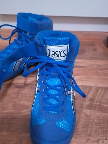 Patike: ASICS dečije rvačke patike – broj 33 - Model: visoki profil sa — 6