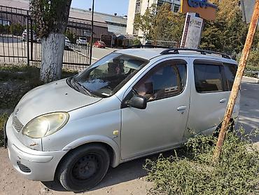 go park: Toyota Yaris Verso: 2003 г., Газ-бензин (ГБО), Минивэн — 7