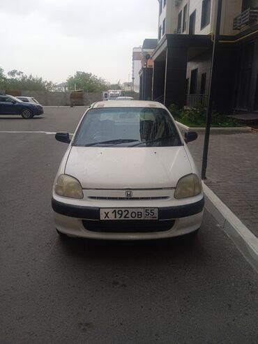 Honda: Honda Logo: 1999 г., Автомат, Бензин, Хэтчбэк