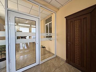 Продажа офисов: Продажа офисов 360 м², С ремонтом, С мебелью, Административное здание, 1 этаж — 17