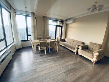 Uzunmüddətli kirayə mənzillər: Semaşkanın yanı Bravonun üstü 21 mərtəbəli binanın 17-ci mərtəbəsində — 1