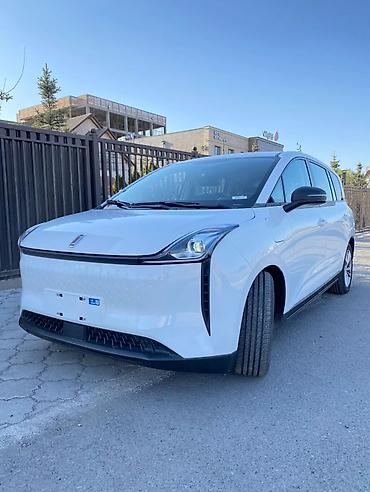 Продажа авто: JMEV : 2021 г., 0.1 л, Автомат, Электромобиль, Минивэн — 2
