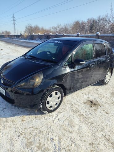 машина црв: Honda Fit: 2005 г., 1.3 л, Вариатор, Бензин