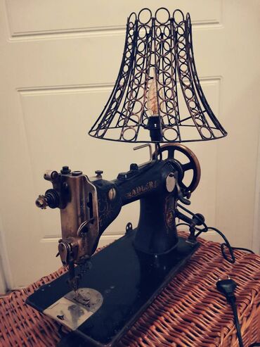 Home & Garden: Table lamp, color - Black, Used