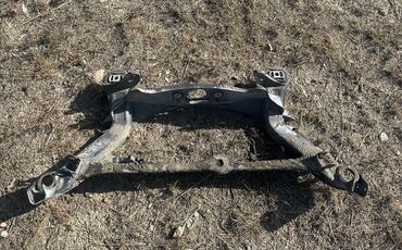 купить запчасти на опель вектра б: Передний подрамник Mercedes-Benz