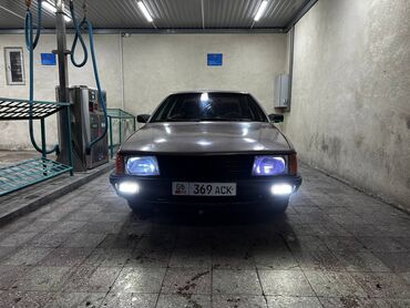 Audi: Audi 100: 1988 г., 2.3 л, Механика, Бензин, Седан