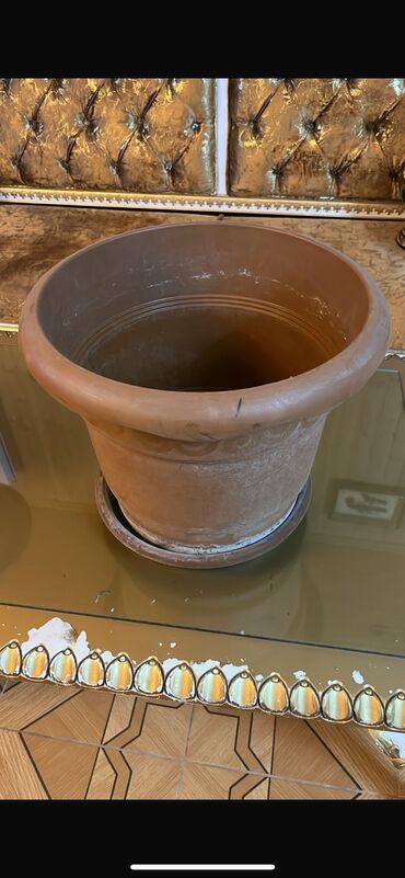 Bitkilər üçün dibçəklər: Cürbəcür fərqli dizaynda fərqli ölçüde dibçəklər aylr-ayrı və bütov -da lalafo.az — 11 Bitkilər üçün dibçəklər: Cürbəcür fərqli dizaynda fərqli ölçüde dibçəklər aylr-ayrı və bütov — 11