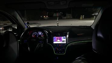 transporter multivan: Hyundai Solaris: 2014 г., Седан — 9