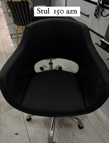 Salon masaları: İşlənmiş, Makiyaj üçün masa, Güzgülü