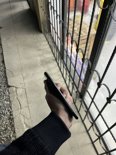 Apple iPhone: IPhone 11 Pro Max, 64 GB, Space Gray, Simsiz şarj, Face ID — 8