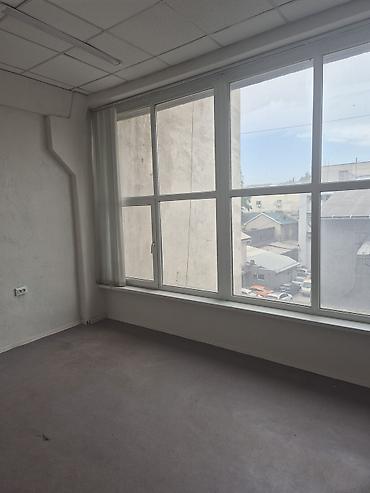 1 кв: Аренда офисов, 19 м², В административном здании, 1 линия — 2