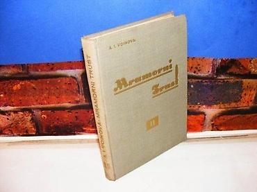 razmene: MRAMORNI TRUST II Voinova tvrd povez — 1