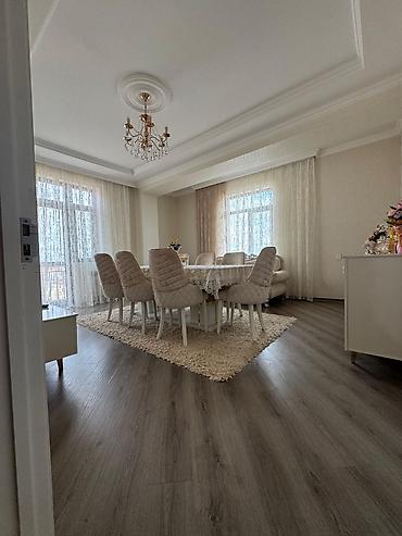 Mənzillər: Bakıxanov qəs., 2 otaqlı, Yeni tikili, 85 kv. m — 1