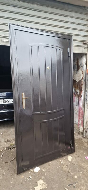 Giriş qapıları: Yeni Giriş qapısı Ödənişli çatdırılma — 4