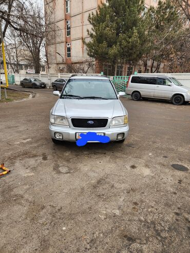 Subaru: Subaru Forester: 2000 г., 2 л, Механика, Бензин, Кроссовер