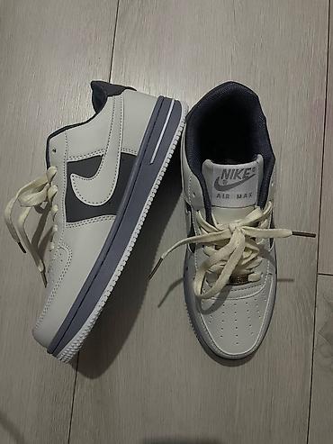 dunk low: Продаю абсолютно новые кроссовки, не ношеные просто примеряли Размер — 2