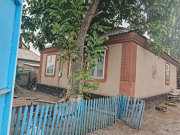 Продажа коттеджей и домов: Продаю дом. По ул Жаштык. Цена договорная. Обращаться по телефону или at lalafo.kg — 2 Продажа коттеджей и домов: Продаю дом. По ул Жаштык. Цена договорная. Обращаться по телефону или — 2