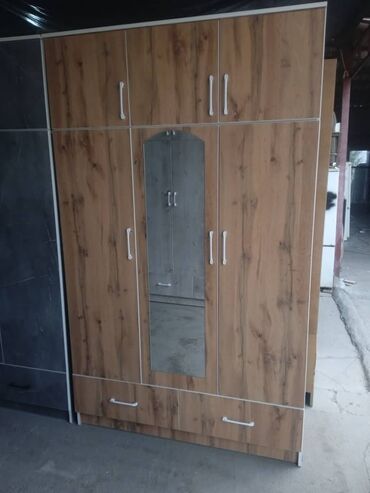 Шкафы для одежды: Шкафы 3 х дверные есть все расцветки хорошие качества размеры — 21