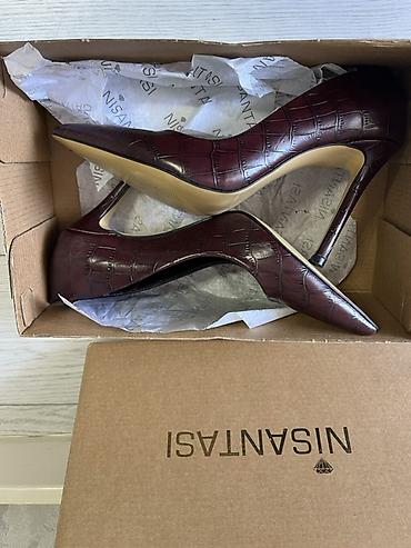 Qadın ayaqqabıları: Nisantasi markalı qadın klassik tufliləri - Model: stiletto, sivri — 2