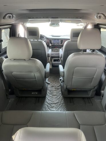 JAC: JAC Refine: 2018 г., 2 л, Бензин, Минивэн — 7