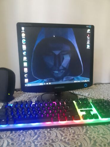 acer komputer: Daxili quraşdırılmış Intel Xeon E3-1220 V2 prosessoru ilə təchiz