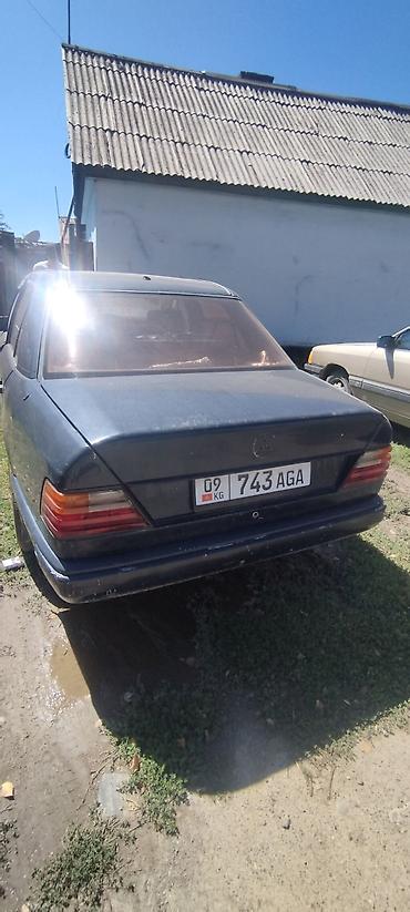 e60 m5: Mercedes-Benz W124: 1985 г., Седан — 1