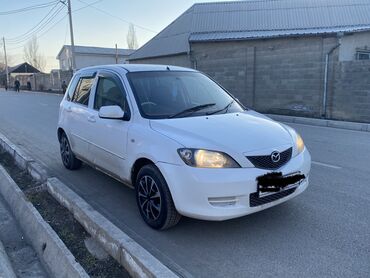 автомобиль бу: Mazda Demio: 2003 г., 1.3 л, Автомат, Бензин, Седан