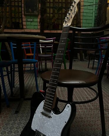 gitara çexolu: Elektron gitara, Fender, 6 sim, Yeni