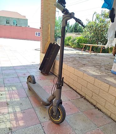 2 tekerli scooter: Skuter 120kg 50suret
480azn
Gunesli 6877 leli — 1