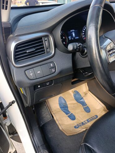 Kia: Kia Sorento: 2019 г., 2 л, Автомат, Дизель, Кроссовер — 14