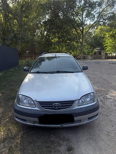 обмен универсал: Toyota Avensis: 2001 г., 1.8 л, Механика, Бензин, Универсал — 4