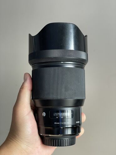 85mm: Sigma 85mm f1.4 продаю в отличном состоянии. Продаю в связи с тем что